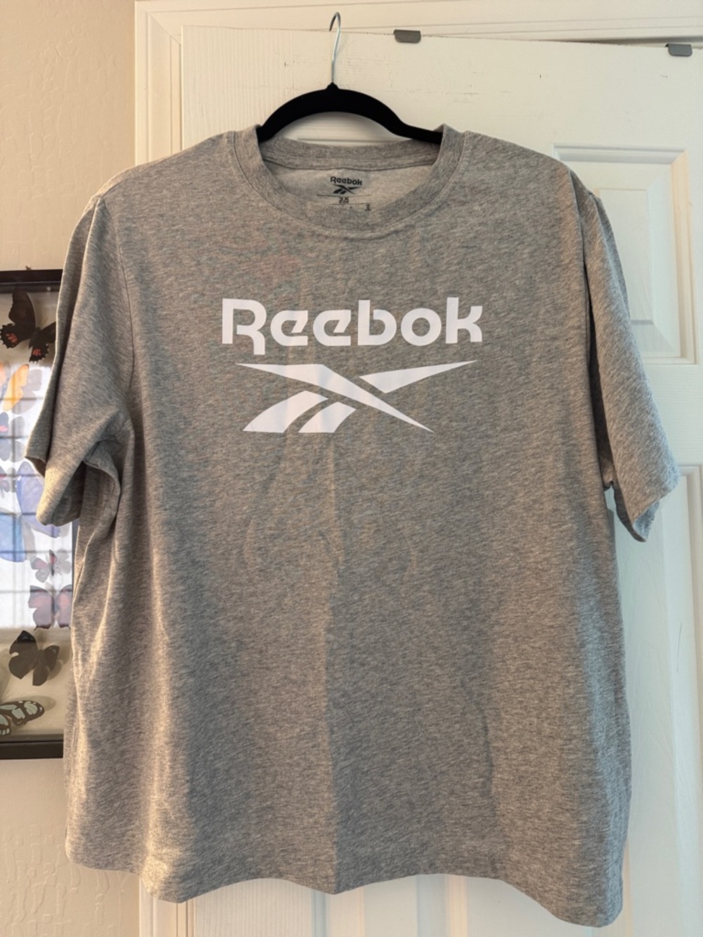New Women’s Reebok Heather Gray Logo Crewneck Short Sleeve T-Shirt